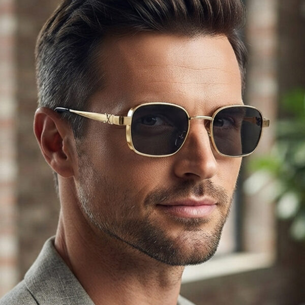 Wholesale Retro Square Frame Hip Hop Sunglasses Gold Frame Gray Lens UV400 Fashion Accessory