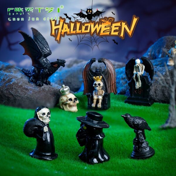 Wholesale Cartoon Halloween Skeleton Bat Resin Figurine DIY Landscape Decoration for Home Decor Gift