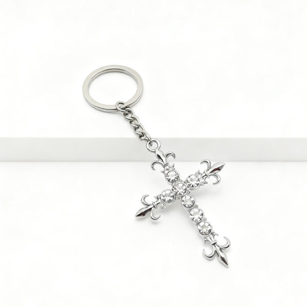 oly-aa847dadf2910968ae10e9711e24d7f6 Wholesale Modern Cross Keychain Stylish Car Key Accessory Bag Charm for Everyday Use