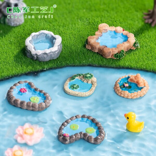 Wholesale Resin Miniature Fountain Tower Cartoon Style Decorative DIY Garden Ornament