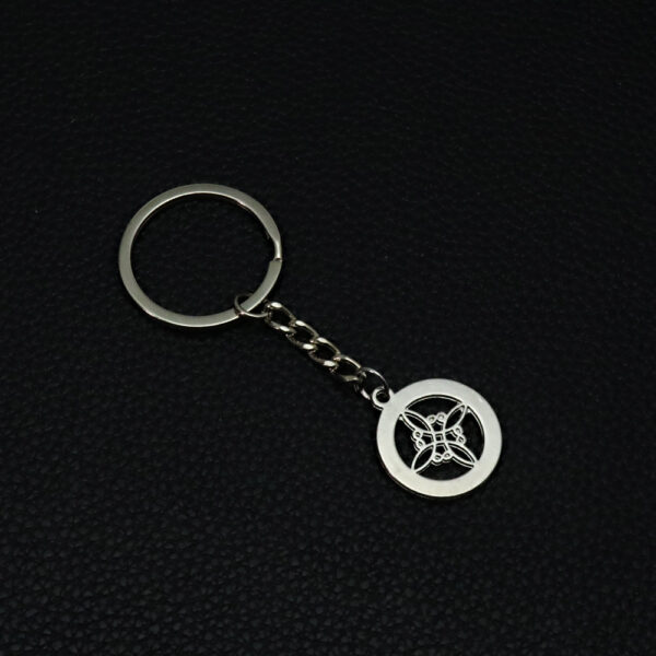 Wholesale Celtic Knot Keychain Silver Rhinestone Design Bag Charm Car Key Decorative Accessory Gift