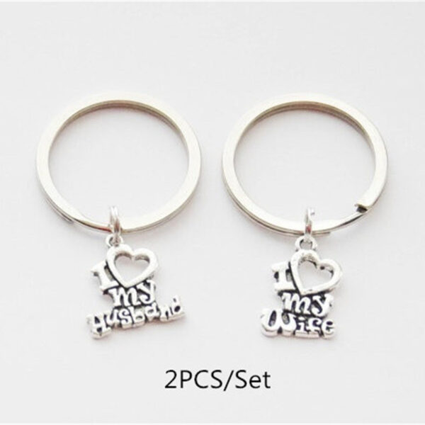 Wholesale Alloy Keychain Pendant I Love My Husband Wife Design European Style Gift for Couples