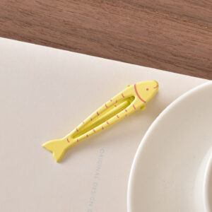 6 # Smiling fish-yellow