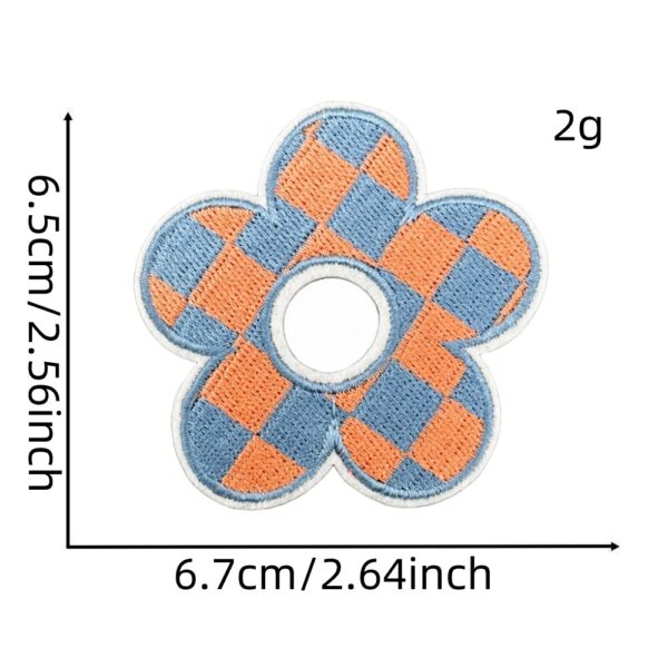 Wholesale Embroidered Cartoon Cloth Patches with Floral and Heart Designs for DIY Clothing Decoration Gift