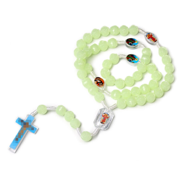 oly-ad37add65658b003b7a8239bc652f5bd Wholesale Glow in the Dark Cross Pendant Necklace Plastic Resin Trendy Jewelry Accessory