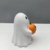 Wholesale Halloween Ghost Holding Pumpkin Resin Statue, Party Decoration Gift for Home