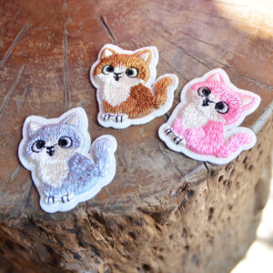oly-aec52082e16b26c19c4481548f574be5 Wholesale Chic 3D Embroidered Cat Patch Polyester DIY Fashion Accessory for Towels and Clothing