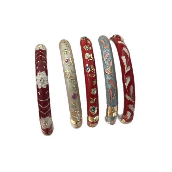 oly-afc4bfc779e3b9df6e3d3ffc6c4158b2 Wholesale Trendy Floral Enamel Open Bracelet Alloy Electroplated Rhinestone Jewelry Accessory Gift