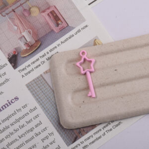 Five-pointed star key-pink