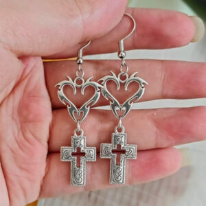 Wholesale Vintage Flame Heart Cross Earrings Gothic Carved Fashion Accessory Jewelry Gift