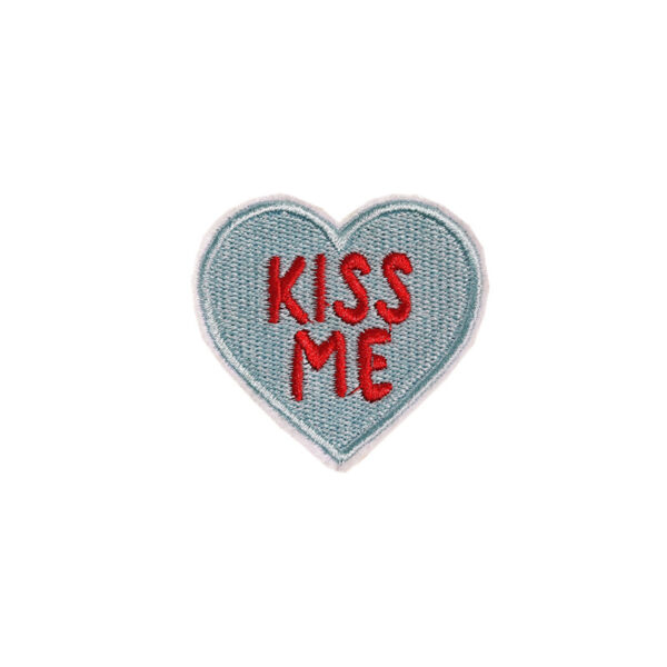 Wholesale Heart Shaped Embroidered Patch for Clothing Decorative Accessory Gift