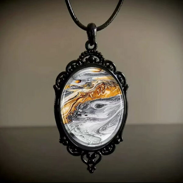 Wholesale Elegant Oval Glass Pendant Necklace with Black Base Trendy Jewelry Accessory for Daily Wear