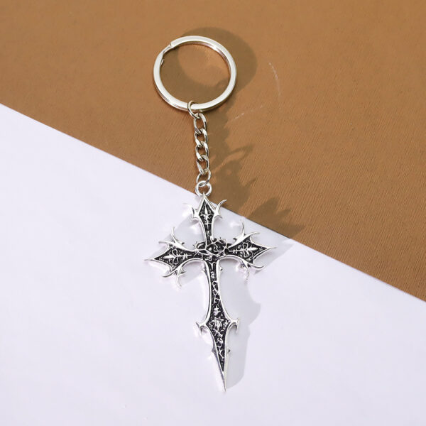Wholesale Retro Gothic Cross Ethnic Pattern Zinc Alloy Pendant Keychain Boutique Resale
