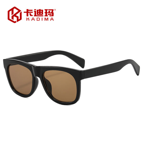 oly-b663f21a88598d6165b39cb6ecdce4f5 Wholesale Classic Square Retro Sunglasses UV400 Black Frame Gray Lens Fashion Accessory