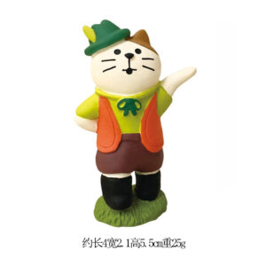 Dancing butler cat