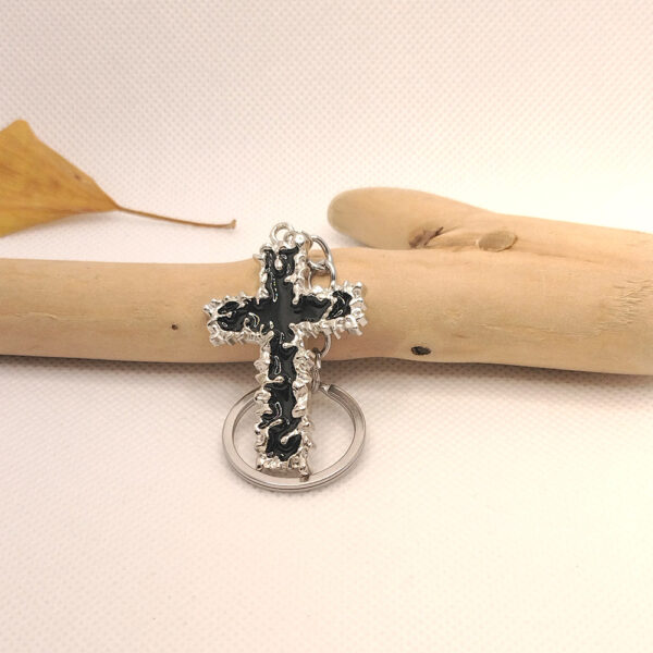 Wholesale European Style Cross Metal Keychain Christmas Gift for Couple Fashion Accessory