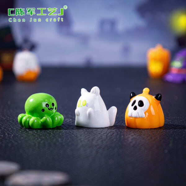Wholesale Resin Halloween Pumpkin Ghost Figurines DIY Decorative Accent for Home Decor Party Favors