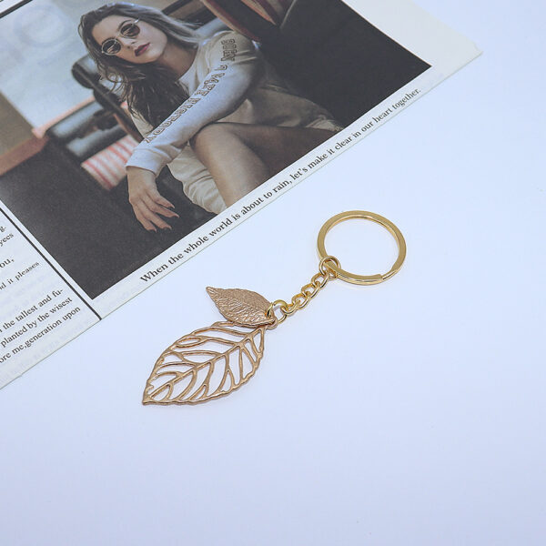 Wholesale Stylish Gold Leaf Alloy Keychain Bag Charm Chinese Style Boutique Resale Jewelry Accessory