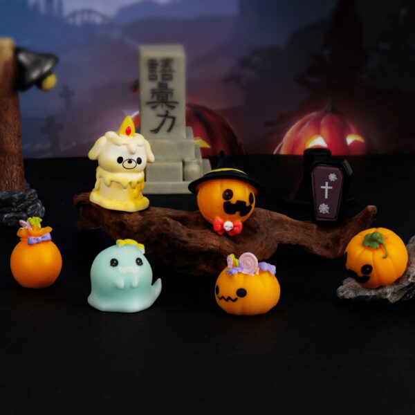 Wholesale Resin Halloween Ornament - Vampire Kitten Ghost Pumpkin Crystal Ball Decorative Accent for Resale