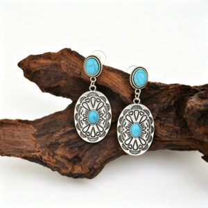 A pair of turquoise stud earrings with embossed floral pattern (FG1681)