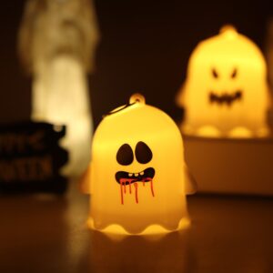 Warm light bleeding little ghost lamp