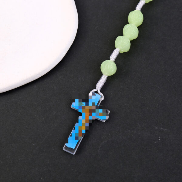 oly-bd7c55a47a32b2bf5075b50669052b24 Wholesale Stylish Glow in the Dark Cross Necklace Plastic Resin Handmade Accessory