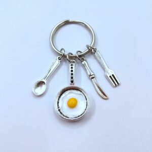oly-bdc2305fe56f8acc910c7ae3ddeb49a3 Wholesale Modern Art Broken Heart Keychain Pendant Alloy Boutique Resale Accessory