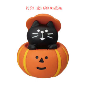 Pumpkin pot black cat