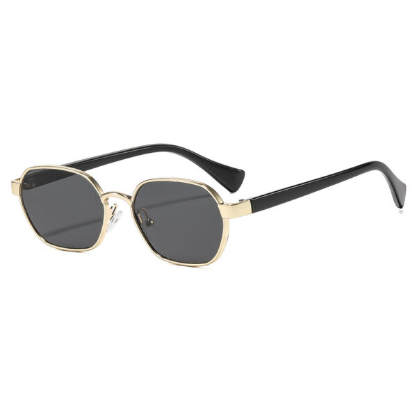 Wholesale Retro Punk Metal Square Frame UV400 Sunglasses Outdoor Fashion Accessory