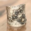 Wholesale Vintage Bohemian Relief Flower Butterfly Ring for Women Jewelry Accessory