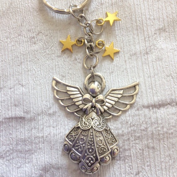 Wholesale Silver Angel Keychain Chic Alloy Keychain Pendant for Boutique Resale