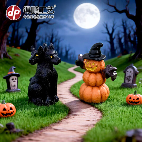 Wholesale Halloween Dark Style Resin Figurines Gargoyle and Pumpkin Decorative Accents