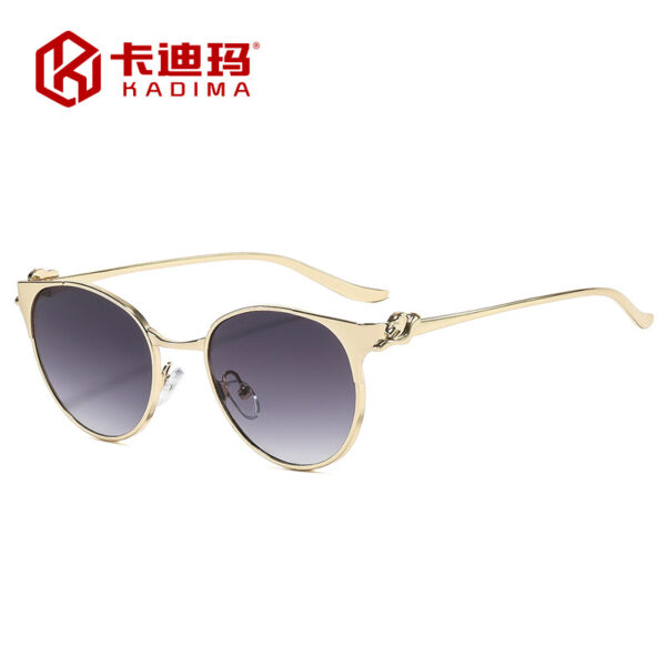 Wholesale Metal Round Gold Frame Sunglasses for Women UV400 Gray Lenses Fashion Accessory