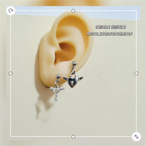 Wholesale Silver Zinc Alloy Angel Key Earrings for Women Fashion Jewelry Accessory