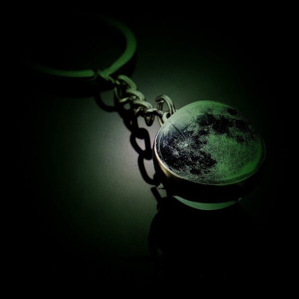 Wholesale Luminous Solar System Planet Keychain Fashion Accessory Gift Boutique Resale
