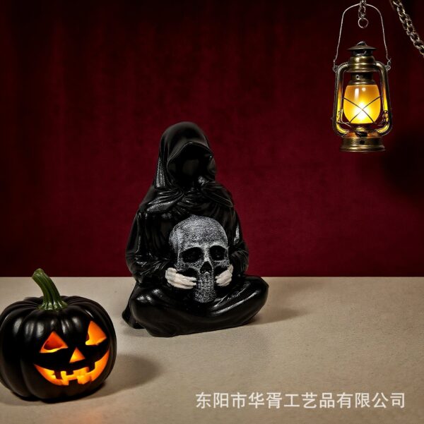Wholesale Halloween Skull Resin Pumpkin Ornament for Party Decoration