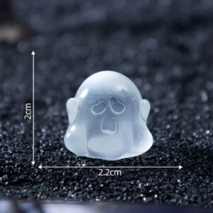 6 # Shout / Transparent cute ghost