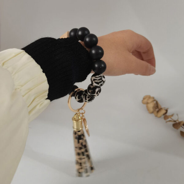 oly-ca4b98854d62f680235943ef1a0799f0 Wholesale Leopard Print Silicone Wrist Keychain Fashion Accessory DIY Beaded Key Ring Gift