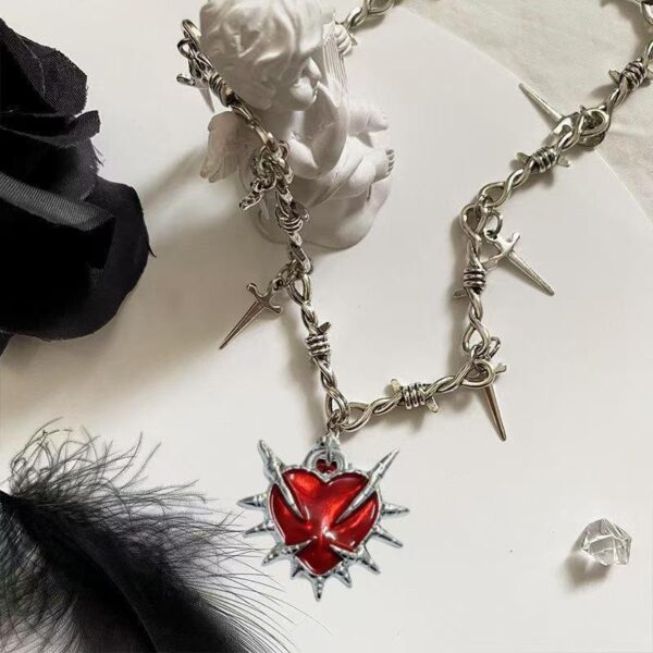 oly-caa4b73b63c37059248135e049d2920f Wholesale Zinc Alloy Gothic Red Love Heart Thorn Pendant Necklace for Everyday Wear