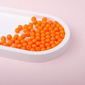 Y096 Orange / 6mm, aperture is about 1mm (about 165 pieces in a pack of 20g)