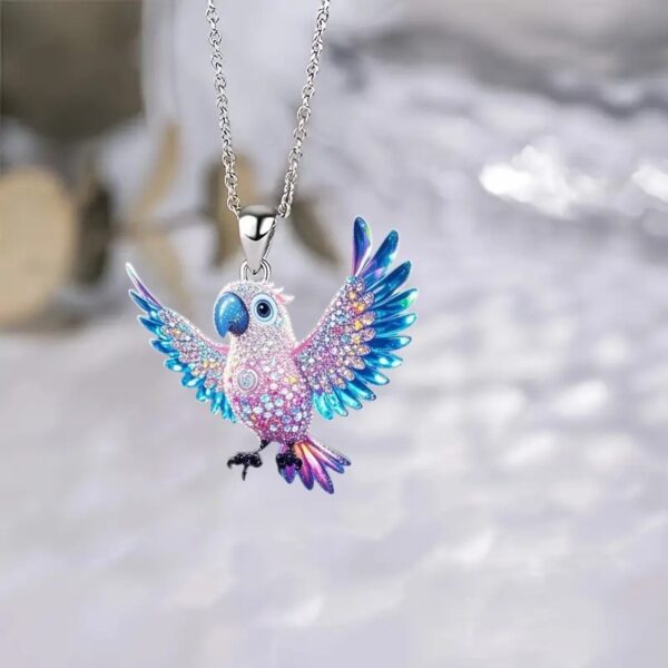 Wholesale Colorful Cute Parrot Bird Acrylic Pendant Necklace Fashion Accessory
