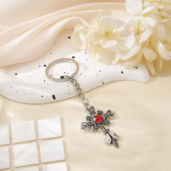 Wholesale Zinc Alloy Gothic Cross Keychain Black Ruby Red Car Key Accessory Pendant