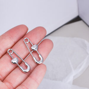 oly-cccb0d7ea19b064f99eb79406ab0eaf3 Wholesale White Gold Tone Love Pin Zinc Alloy Pendant DIY Keychain Phone Chain Fashion Accessory Boutique Resale