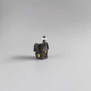 5 # Ghost house 3.2*4.2cm