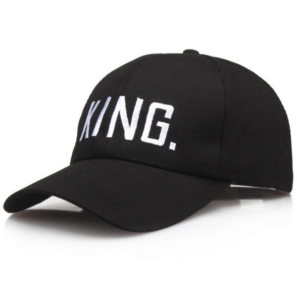 oly-cd2e511578fac5d73470c717b9f59496 Wholesale Cotton Baseball Cap with King Queen Letter Embroidery for Couple Fashion Accessory