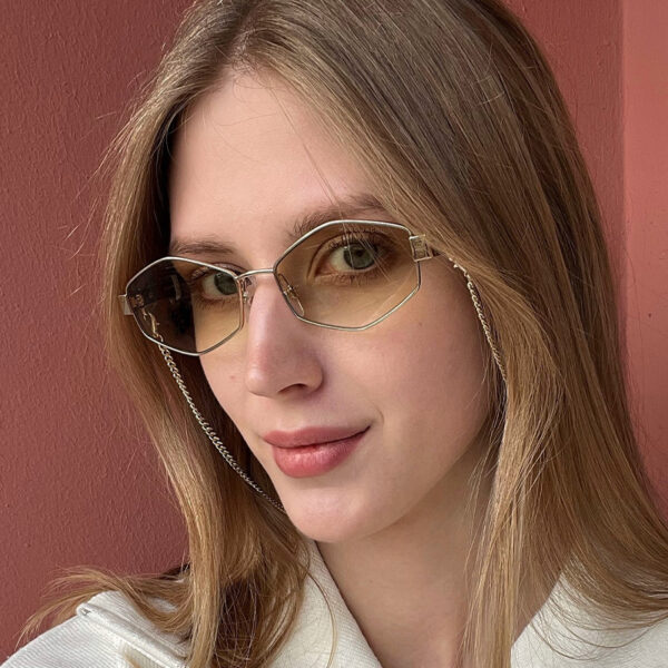 oly-cdb812855f32a33361cdf1958dff6a77 Wholesale Trendy Polygon Chain Sunglasses Retro Gold Frame Gray Lens Fashion Accessory for Outdoor Sun Protection