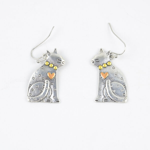oly-ce5bc387565a9787bebf2bfec7287615 Wholesale Antique Silver Cat Earrings Cute Pet Shape Fashion Accessory Gift