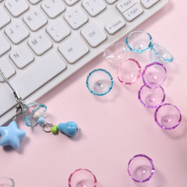 oly-ceb609810afc2fe8d4002af7486ef87f Wholesale Dreamy Spring Jellyfish Light Luxury Acrylic Beaded DIY Car Keychain Bag Charm