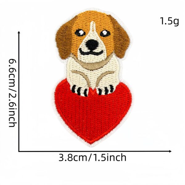 Wholesale Cute Animal Embroidery Patches with Heart Motifs 8 Pack Decorative Iron On Badges for Clothing and Craft Supply
