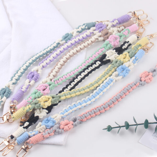 oly-cf4de790c06095c331c6a23a0d72181f Wholesale Handmade Crochet Flower Cup Sleeve Cotton Fashion Accessory for Water Bottle